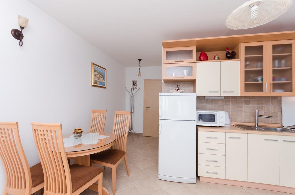 Apartment Zorka 密德维亚 外观 照片